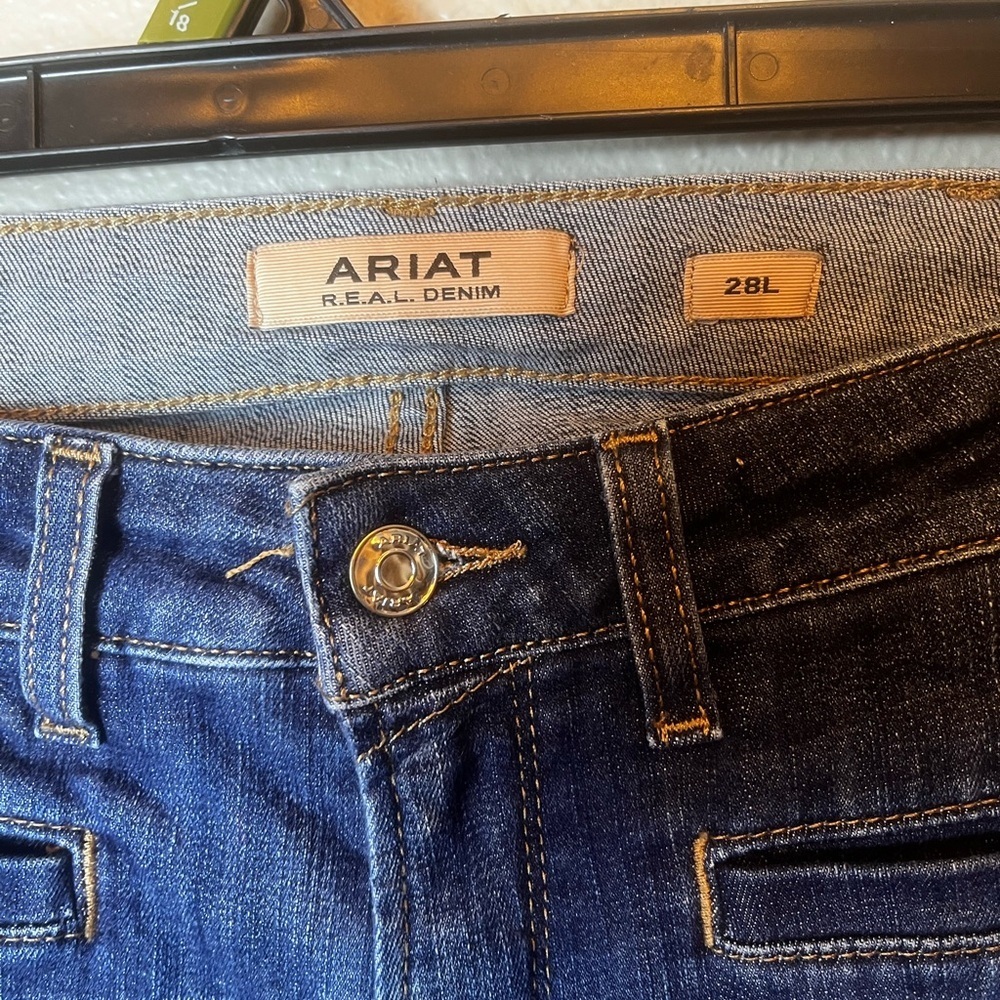 Ariat Women’s High Rise Alex Flare Jeans in Midnight Size 28L - Picture 3 of 6